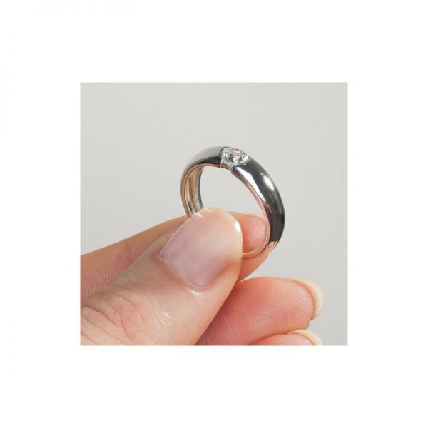 Zásnubný prsteň s diamantom 0.20 ct, v tvare obrúčky,